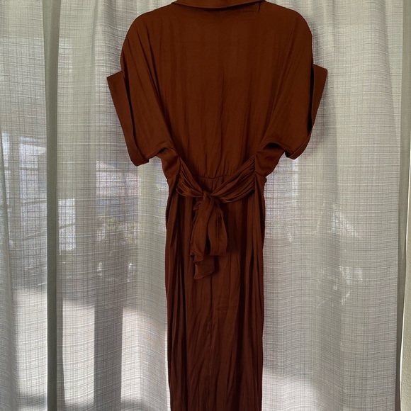 Steve Madden NWT Brown Button Front Midi Dress Size 8 - Picture 2 of 6